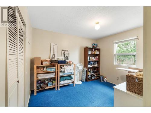 1344 Kenora Road, Kamloops, BC - Indoor