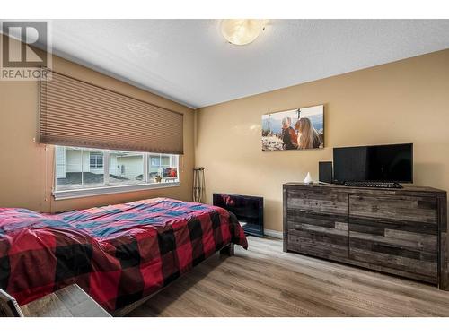 2210 Qu'Appelle Boulevard Unit# 23, Kamloops, BC - Indoor Photo Showing Bedroom