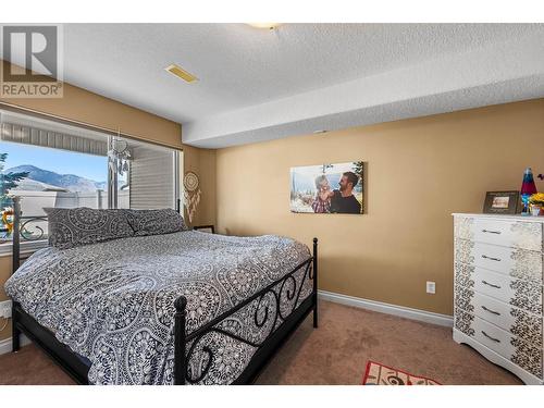 2210 Qu'Appelle Boulevard Unit# 23, Kamloops, BC - Indoor Photo Showing Bedroom