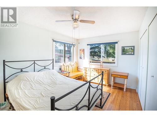 265 Nelson Avenue, Kamloops, BC - Indoor Photo Showing Bedroom