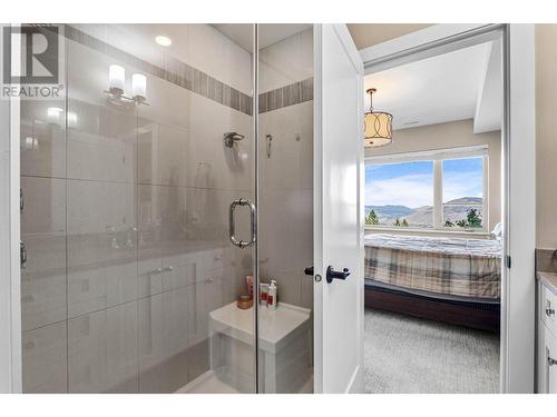 2171 Van Horne Drive Unit# 2, Kamloops, BC - Indoor Photo Showing Bathroom