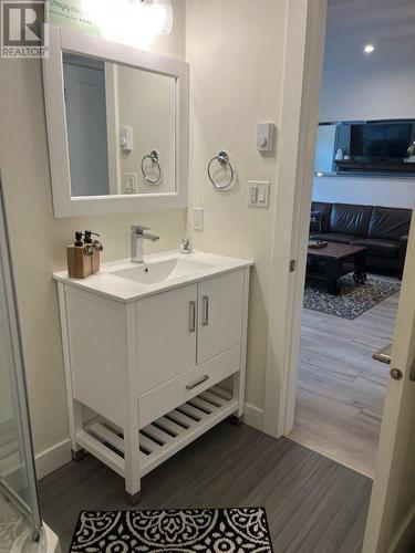 1240 Alpine Road Unit# 24, Kamloops, BC - Indoor Photo Showing Bathroom