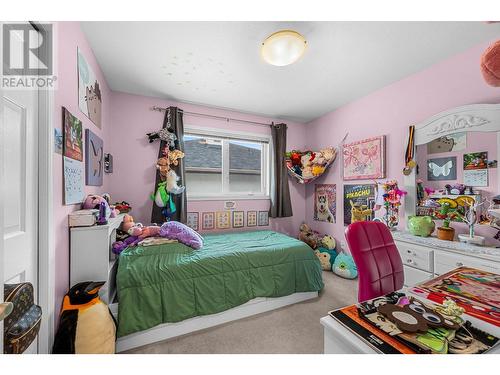 3568 Navatanee Drive, Kamloops, BC - Indoor Photo Showing Bedroom