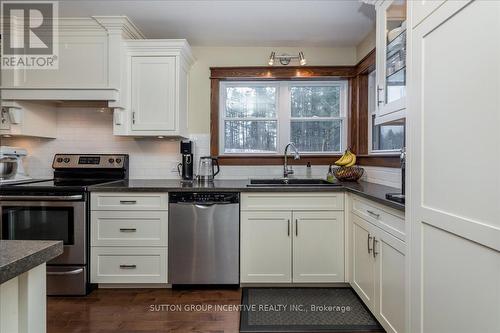 2084 Sunnidale Road, Springwater, ON - Indoor Photo Showing Kitchen With Stainless Steel Kitchen