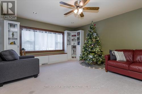 2084 Sunnidale Road, Springwater, ON - Indoor Photo Showing Other Room