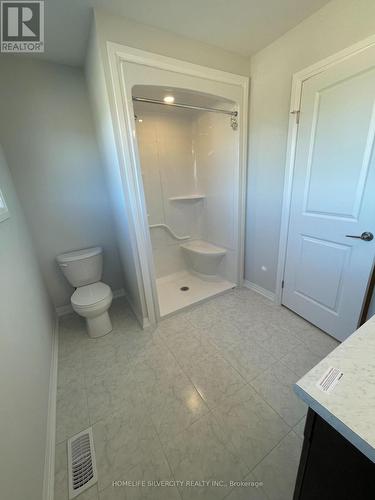 64 Marie Street, Pelham, ON - Indoor Photo Showing Bathroom