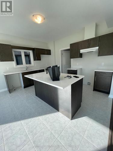 64 Marie Street, Pelham, ON - Indoor Photo Showing Kitchen