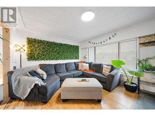 269 Birch Avenue, Kamloops, BC - Indoor Photo Showing Living Room