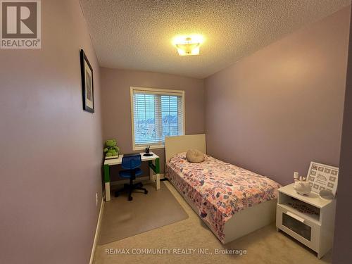 978 Audley Road N, Ajax, ON - Indoor Photo Showing Bedroom