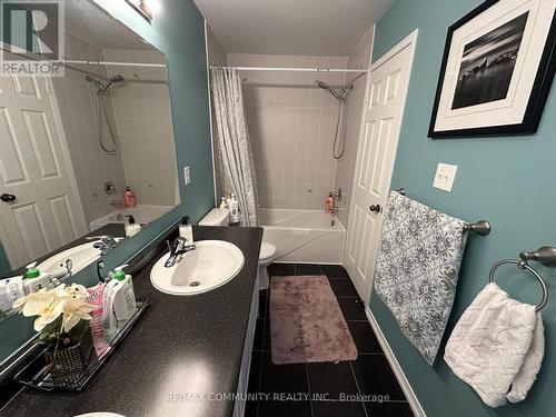 978 Audley Road N, Ajax, ON - Indoor Photo Showing Bathroom