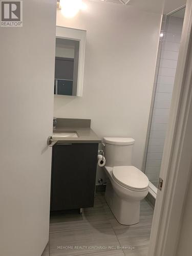 621 - 2033 Kennedy Street, Toronto, ON - Indoor Photo Showing Bathroom