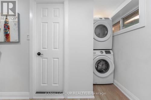 Bsmt - 101 Crone Court, Newmarket, ON - Indoor Photo Showing Laundry Room