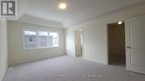 2074 Hallandale Street, Oshawa, ON - Indoor Photo Showing Other Room