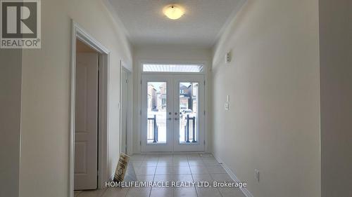 2074 Hallandale Street, Oshawa, ON - Indoor Photo Showing Other Room