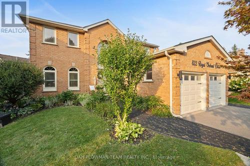 822 Royal Orchard Drive, Oshawa, ON - Outdoor