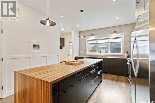 1328 Colony Street E, Saskatoon, SK - Indoor Photo Showing Kitchen