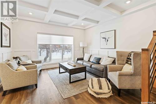 1328 Colony Street E, Saskatoon, SK - Indoor Photo Showing Living Room