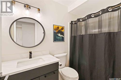 1328 Colony Street E, Saskatoon, SK - Indoor Photo Showing Bathroom