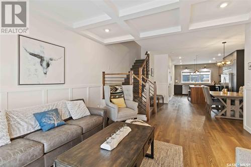 1328 Colony Street E, Saskatoon, SK - Indoor Photo Showing Living Room