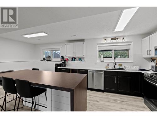 2613 Irvine Avenue, Merritt, BC - Indoor Photo Showing Kitchen