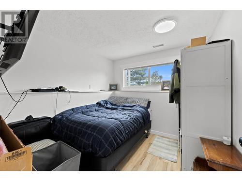 2613 Irvine Avenue, Merritt, BC - Indoor Photo Showing Bedroom