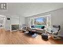 2613 Irvine Avenue, Merritt, BC  - Indoor Photo Showing Living Room 