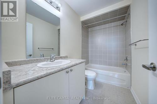 35 Closson Drive, Whitby, ON - Indoor Photo Showing Bathroom