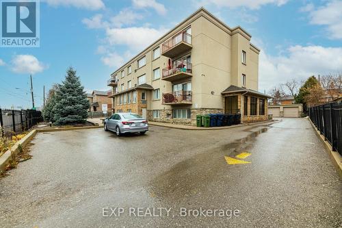 403 - 2615 Keele Street, Toronto, ON - Outdoor With Balcony