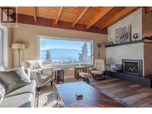 Living Room - 117 Hyslop Drive, Penticton, BC - Indoor Photo Showing Living Room With Fireplace