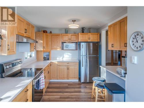 117 Hyslop Drive, Penticton, BC - Indoor Photo Showing Kitchen