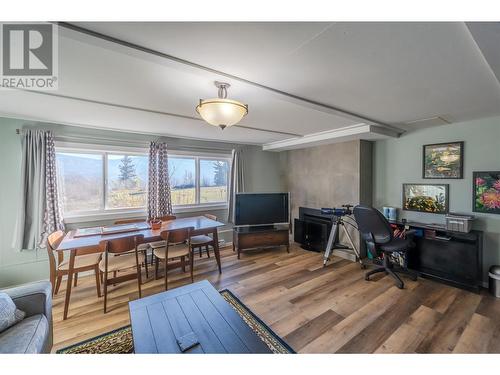 Family Room - 117 Hyslop Drive, Penticton, BC - Indoor