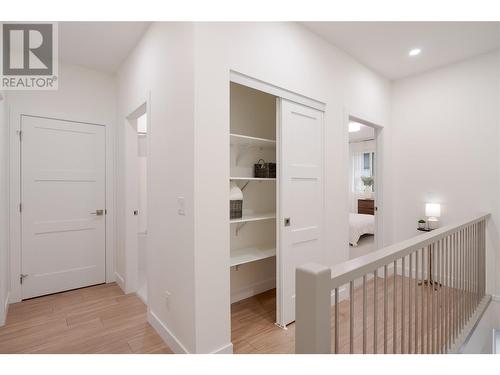 Upstairs Landing - 1225 Findlay Road Unit# 9, Kelowna, BC - Indoor Photo Showing Other Room