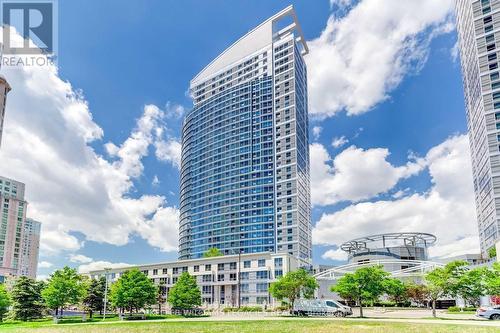 3505 - 36 Lee Centre Drive, Toronto, ON - Outdoor With Facade