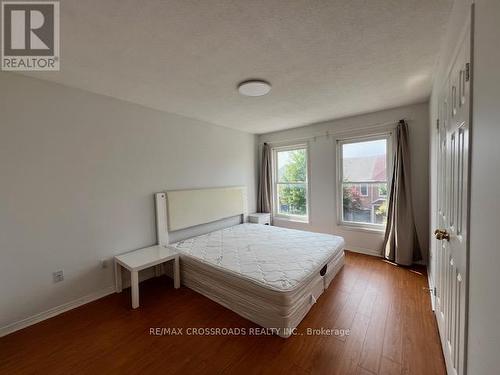 36 Amberhill Way, Aurora, ON - Indoor Photo Showing Bedroom