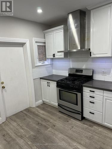 90 Spencer Avenue, Toronto, ON - Indoor Photo Showing Kitchen