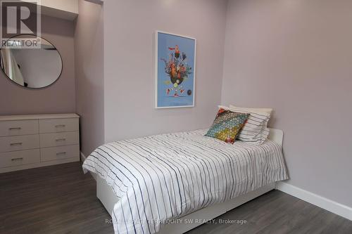 Upper - 2134 Dundas Street W, Toronto, ON - Indoor Photo Showing Bedroom