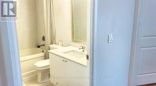 1310 - 75 Eglinton Avenue, Mississauga, ON - Indoor Photo Showing Bathroom