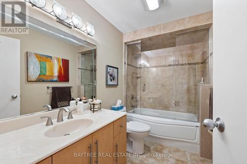 803 - 3663 Riverside Drive E, Windsor, ON - Indoor Photo Showing Bathroom