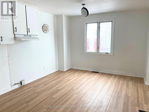 110 Eleventh Street E, Cornwall, ON - Indoor Photo Showing Other Room