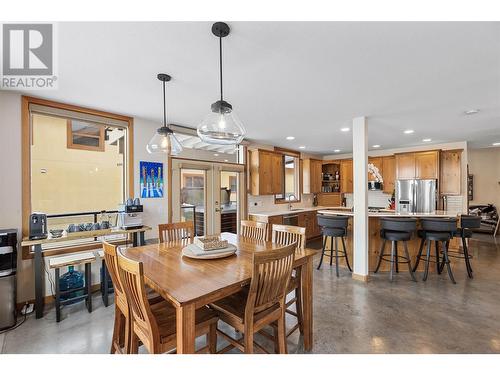 2416 Fairways Drive, Sun Peaks, BC - Indoor Photo Showing Dining Room