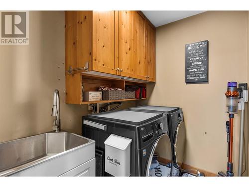 2416 Fairways Drive, Sun Peaks, BC - Indoor Photo Showing Laundry Room