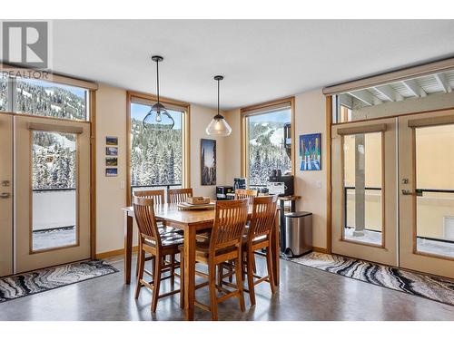 2416 Fairways Drive, Sun Peaks, BC - Indoor Photo Showing Dining Room