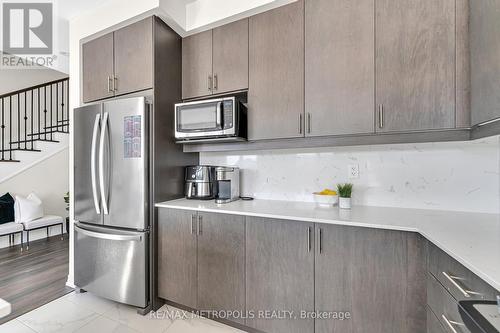 1071 Cameo Street, Pickering, ON - Indoor Photo Showing Kitchen