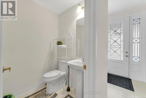 1071 Cameo Street, Pickering, ON - Indoor Photo Showing Bathroom