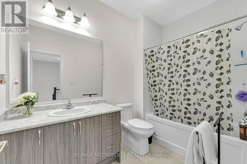 1071 Cameo Street, Pickering, ON - Indoor Photo Showing Bathroom