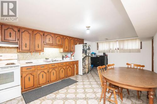 6 Glenmurray Court S, Hamilton, ON - Indoor Photo Showing Kitchen With Double Sink