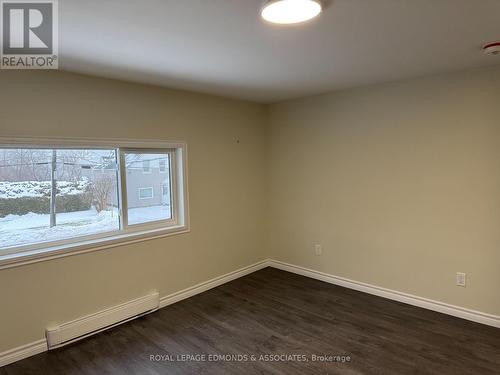 256 Renfrew Street, Pembroke, ON - Indoor Photo Showing Other Room