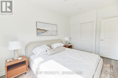 105 - 4842 Bank Street, Ottawa, ON - Indoor Photo Showing Bedroom