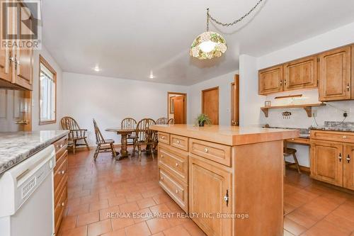 754238 Second Line Ehs, Mono, ON - Indoor Photo Showing Kitchen