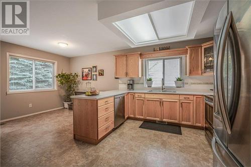 373 Rio Drive S, Kelowna, BC - Indoor Photo Showing Kitchen With Double Sink